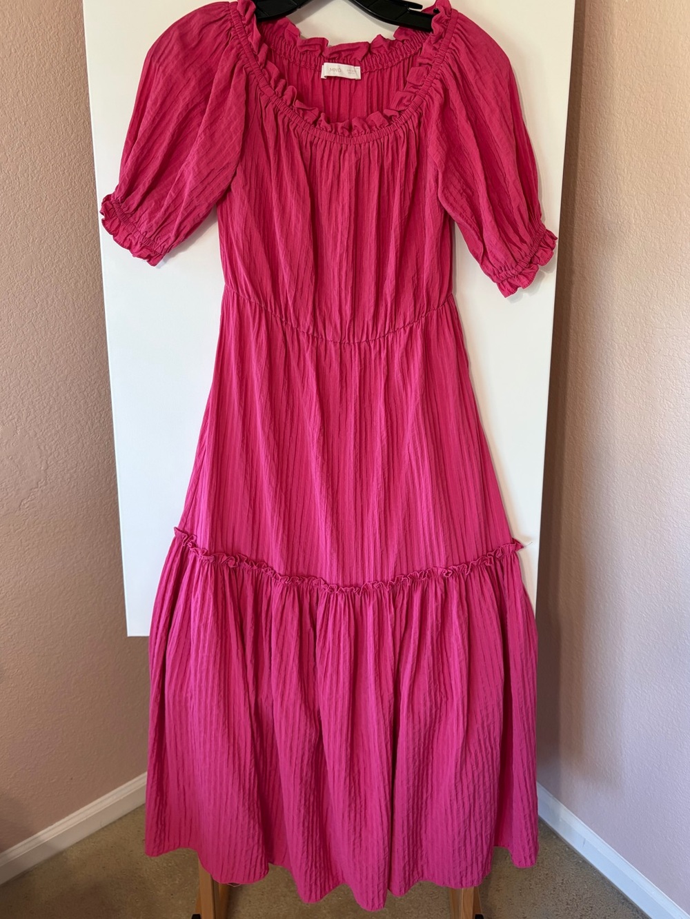 MNG Mango Hot Pink Textured Puff Sleeve Tiered Maxi Dress Size 4 Boho Cottage